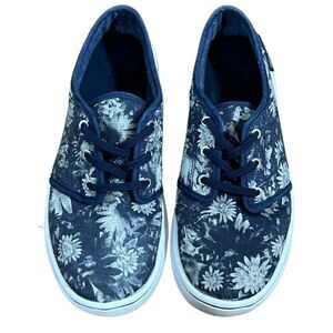 Under Armour Blue and White Floral Slip On Shoes Women’s Size‎ 7